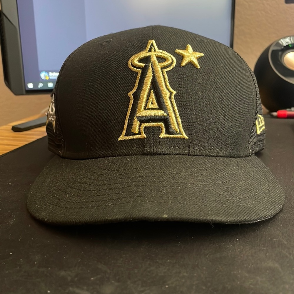 Angles Hat
